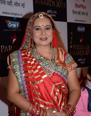 Red carpet moments at the Star Parivar awards - 4