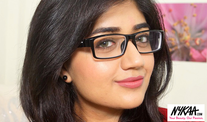 Makeup tips for girls who wear glasses - 1