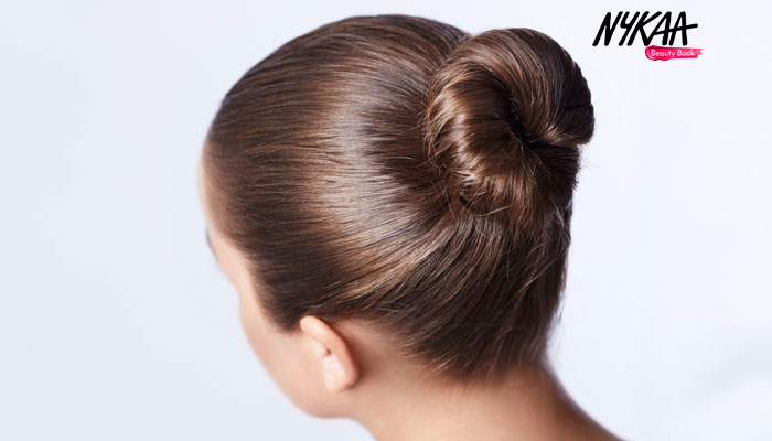 Easy Bun Hairstyles- Learn How To Make Hair Bun At Home | Nykaa's Beauty  Book