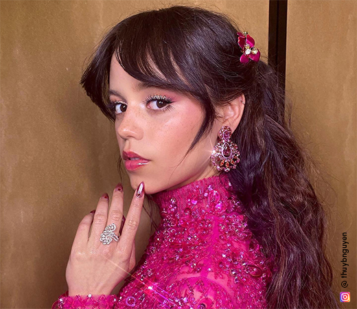 Jenna Ortega’s Pink Metallic Nails