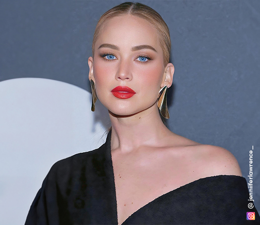 Jennifer Lawrence red lip makeup 