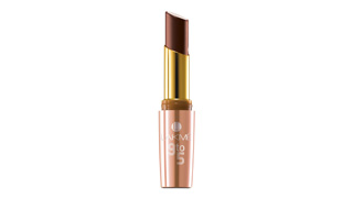 Top 4 lipsticks for wheatish skin - 24