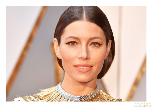 6 Stunning, Traffic Stopping Beauty Looks From The Oscars, '17! - 3