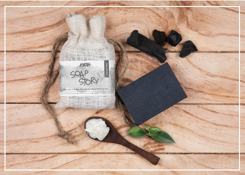 Nykaa soap- Charcoal & Green Tea