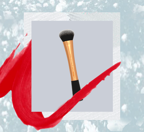 Makeup products for common beauty problems- Blending brush