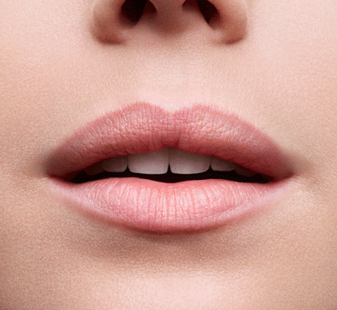 long lasting lipstick hacks – Line your lips