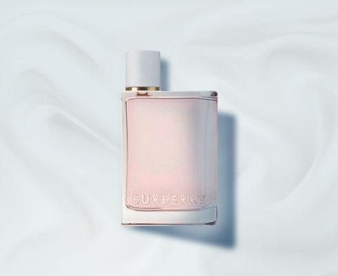 summer scents – burberry her blossom