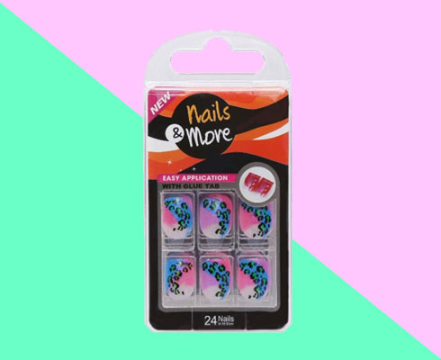 Nail Art Kits To Glam Up In A Flash - 2