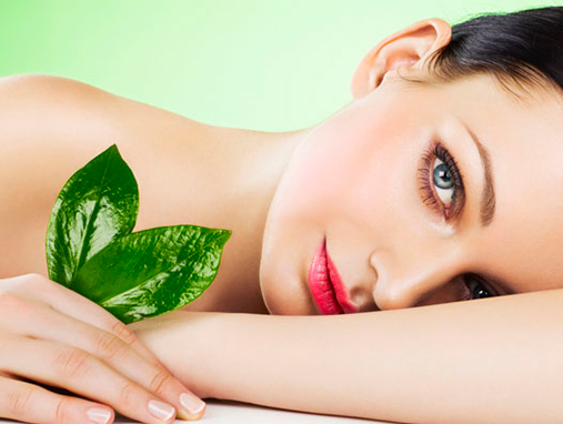 10 Natural Beauty Products We Love Right Now