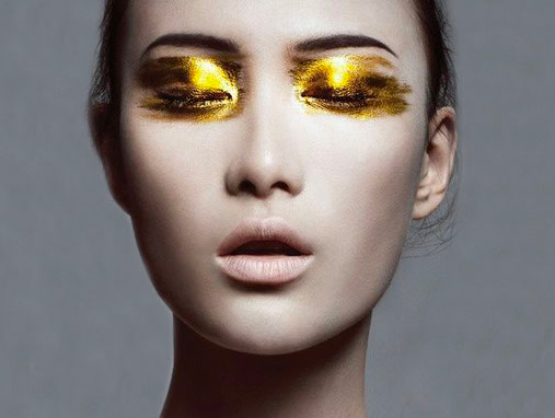 Amp Up Your Glam With Golden Eyes