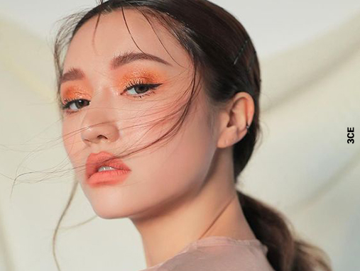 Be Hot As Fire With The Trendiest Orange Eye Shadows RN