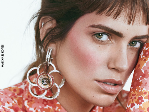 Cool Makeup Looks To Sizzle This Winter