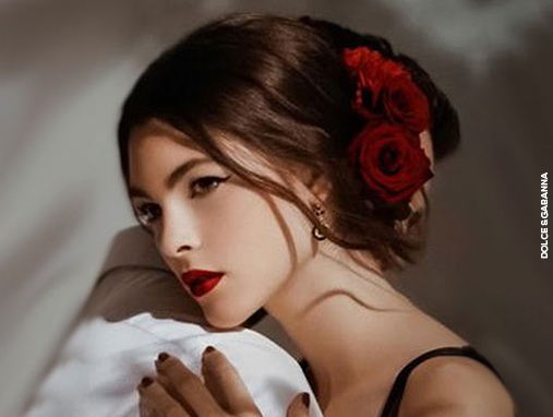 Date Night Hair Accessories To Please Your Inner Romantic