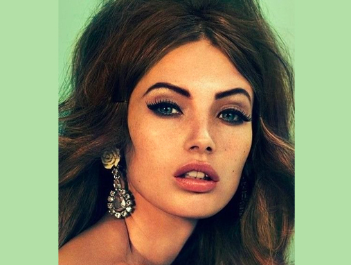 Free Spirited Fabulous '70s Beauty