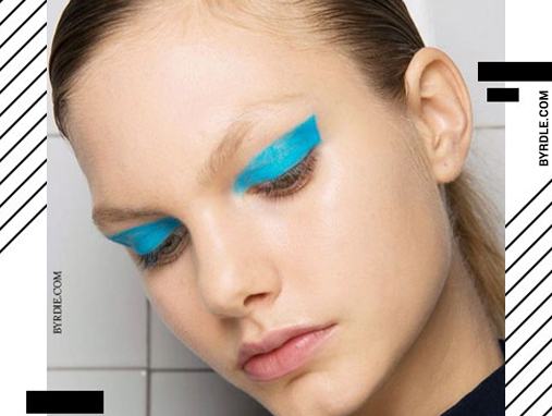 Funky, Coloured, Eyeshadows (And Looks) We’re Loving