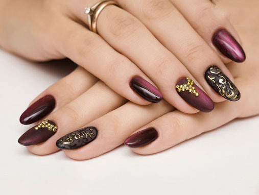 Gorgeous Bridal Nail Art Styles For Your D-Day