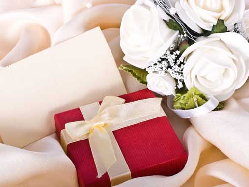 Gifting Ideas For Every Kind Of Bride!