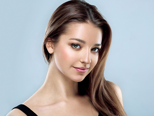 How To Get The '60s Baby Doll Look In 4 Easy Steps