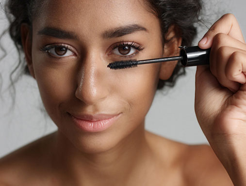These Mascaras Are So Good, You Won’t Believe They’re Natural