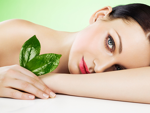 Top 10 Natural Beauty Products We Love Right Now